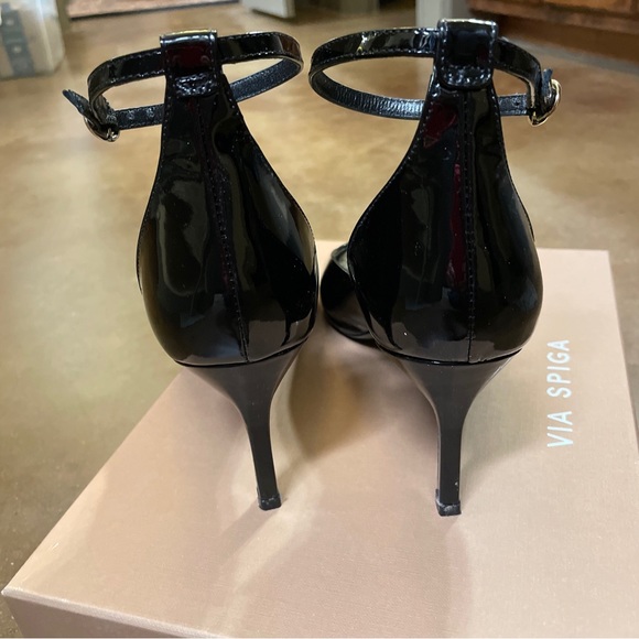 Via Spiga V-Jennie, Black Patent pump Size 7 - EUC - MSRP $325 - Picture 5 of 12